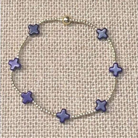 Purple cross bracelet - Picture 1 of 1